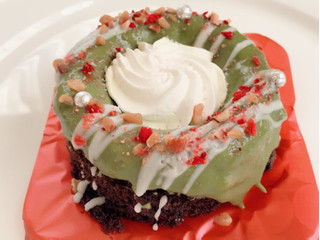 「ローソン Uchi Cafe’ SWEETS 緑のクリスマスリースのケーキ」のクチコミ画像 by まよたん さん