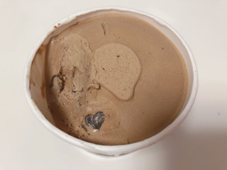 「ゴディバ カップアイス ミルク チョコレートチップ カップ125ml」のクチコミ画像 by gggさん