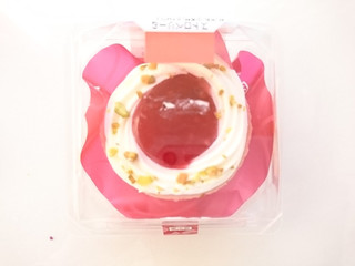 「ローソン ストロベリー＆クリームチーズケーキ」のクチコミ画像 by いちごみるうさん