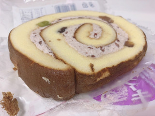 「ヤマザキ お豆のロールケーキ 袋1個」のクチコミ画像 by gggさん