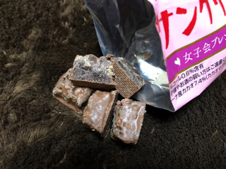 「有楽製菓 ブラックサンダー プリティスタイル サングリア 袋55g」のクチコミ画像 by あんめろんさん
