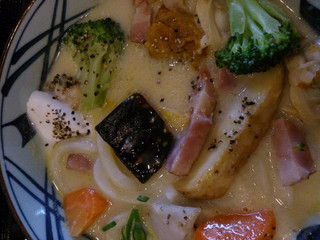 「丸亀製麺 クラムチャウダーうどん」のクチコミ画像 by ノラあんこさん
