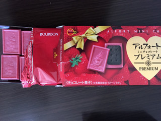 「ブルボン アルフォート ミニチョコレートプレミアム 濃苺 箱12個」のクチコミ画像 by kina子いもさん
