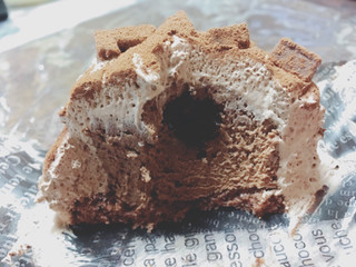 「ローソン チョコボンブケーキ」のクチコミ画像 by ゆにょちゃぬさん