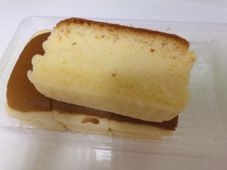 「ヤマザキ 切れてるカマンベールチーズケーキ 袋4枚」のクチコミ画像 by gggさん