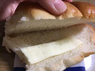 「ヤマザキ 濃厚ミルククリームパン 袋1個」のクチコミ画像 by レビュアーさん