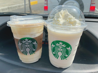 「スターバックス ホワイト ブリュー コーヒー ＆ マカダミア フラペチーノ」のクチコミ画像 by gggさん