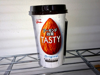 「江崎グリコ アーモンド効果TASTY オリジナル カップ240ml」のクチコミ画像 by Kutz-Changさん