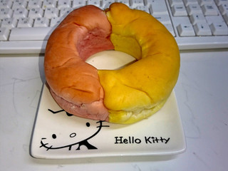 「ファミリーマート いちごとカスタードのリングパン」のクチコミ画像 by Kutz-Changさん
