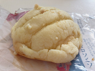 「フジパン ブリオッシュホイップメロンパン 袋1個」のクチコミ画像 by gggさん