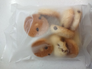 「東京ディズニーリゾート チョコチップクッキー 袋10個」のクチコミ画像 by SANAさん