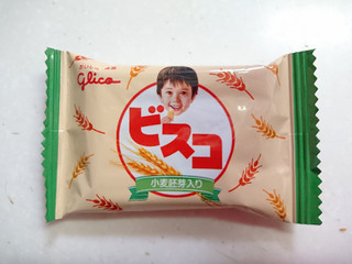 「江崎グリコ ビスコ 小麦胚芽入り 箱2枚×12」のクチコミ画像 by SANAさん
