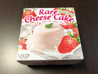 「カルディ レアチーズケーキ いちごミルク 箱75g」のクチコミ画像 by ちいぼうさん