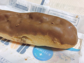 「モンテール 小さな洋菓子店 ドトール コーヒー＆バニラエクレア 袋1個」のクチコミ画像 by gggさん