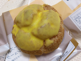 「ローソン チーズ＆レモンのシュークリーム」のクチコミ画像 by gggさん