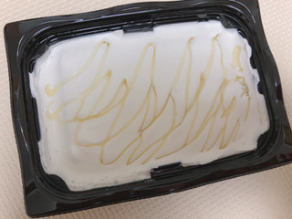 「モンテール 小さな洋菓子店 たっぷりクリームのレアチーズケーキ パック1個」のクチコミ画像 by gggさん