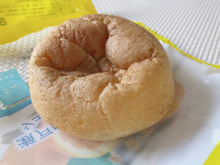 「モンテール 小さな洋菓子店 瀬戸内レモンのシュークリーム 袋1個」のクチコミ画像 by gggさん