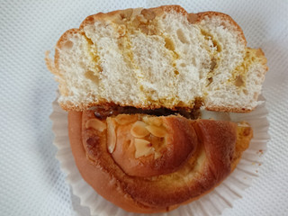 「第一パン ナッツ＆バナナケーキロール 袋1個」のクチコミ画像 by SANAさん
