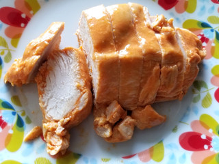「ファミリーマート 国産鶏サラダチキン アクマのキムラー」のクチコミ画像 by 食い倒れ太郎さん