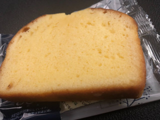「アヤベ洋菓子 MINI STOP CAFE レモン＆チーズ パウンド 袋1個」のクチコミ画像 by あんめろんさん
