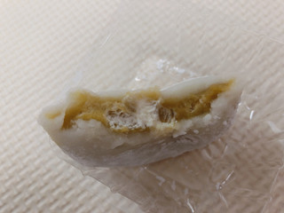 「ローソン 鹿児島県産安納芋の純生クリーム大福」のクチコミ画像 by gggさん