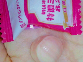 「UHA味覚糖 特濃ミルク8.2 白桃 袋84g」のクチコミ画像 by ふりこさん