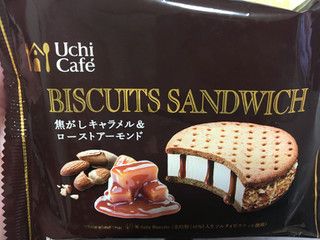 「ローソン Uchi Cafe’ SWEETS ビスケットサンド焦がしキャラメル」のクチコミ画像 by umiiさん