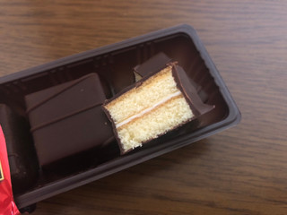 「ブルボン 大人プチ チョコレートケーキ 袋6個」のクチコミ画像 by あんめろんさん