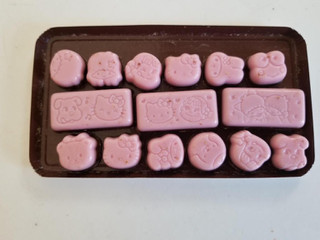 高評価】不二家 ペコ×サンリオいちごパーティーチョコレートの