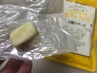 「花畑牧場 生キャラメル 3種のチーズ 袋20g」のクチコミ画像 by SweetSilさん