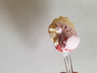 「ロピア スイーツキッチン 絹ごし苺クリームプリン カップ1個」のクチコミ画像 by リぃさんさん
