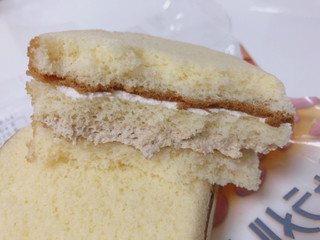 「ヤマザキ キャラメルクリームサンドケーキ 袋1個」のクチコミ画像 by gggさん