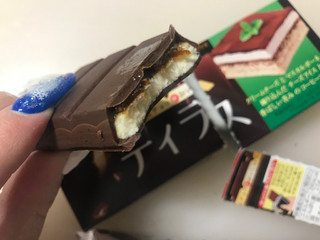 「森永製菓 板チョコがおいしいアイス ティラミス」のクチコミ画像 by SweetSilさん