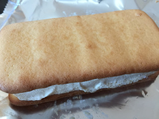 「セブンプレミアム チーズケーキサンド 袋1個」のクチコミ画像 by 好物は栗さん