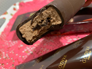 「ゴディバ チョコレートアイスバー ドゥブルショコラオンプラス 箱80ml」のクチコミ画像 by SweetSilさん