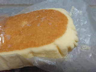 「ファミリーマート チーズ蒸しケーキ」のクチコミ画像 by レビュアーさん
