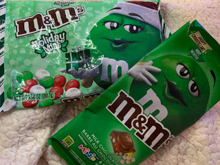 「M＆M’S クリスピーミント ミルクチョコレートバー 107g」のクチコミ画像 by SweetSilさん