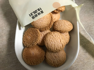 「無印良品 桜クッキー 袋65g」のクチコミ画像 by レビュアーさん