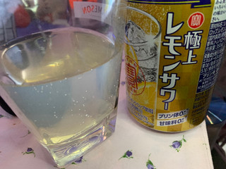 「タカラ 極上レモンサワー 熟成つけ込みレモン 缶350ml」のクチコミ画像 by SweetSilさん