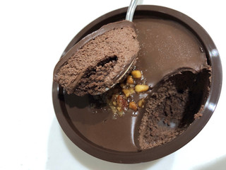 「ロピア ベルギーチョコケーキ カップ1個」のクチコミ画像 by さとうとこむぎこさん