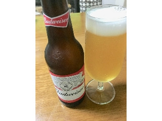 「Anheuser‐Busch InBev Japan バドワイザー 瓶355ml」のクチコミ画像 by ビールが一番さん