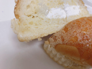 「ヤマザキ マカロン＆クッキーパン 袋1個」のクチコミ画像 by gggさん