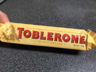 「TOBLERONE トブラローネ ミルク 袋35g」のクチコミ画像 by レビュアーさん