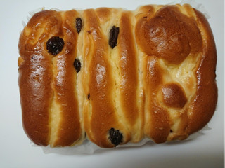 「ヤマザキ レーズンとカスタードのパン 袋1個」のクチコミ画像 by レビュアーさん