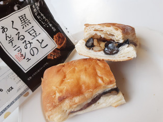 「Pasco 黒豆とくるみのあんデニッシュ 袋1個」のクチコミ画像 by MAA しばらく不在さん