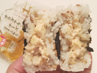 「ファミリーマート スーパー大麦 サラダチキンとチーズ」のクチコミ画像 by MAA しばらく不在さん