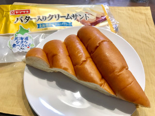 「ヤマザキ バター入りクリームサンド 北海道産バター入りクリーム 袋1個」のクチコミ画像 by やにゃさん