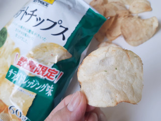 「トップバリュ ベストプライス ポテトチップス サラダドレッシング味 袋60g」のクチコミ画像 by MAA しばらく不在さん