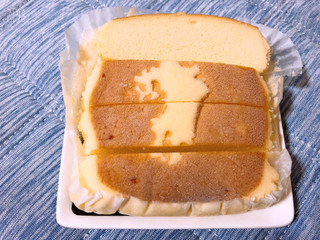 「フランソア 九州産 クリームチーズ蒸しケーキ 袋1個」のクチコミ画像 by なしなしなしなしさん