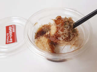 「シャトレーゼ かつお節餅お好み焼きソース味」のクチコミ画像 by MAA しばらく不在さん